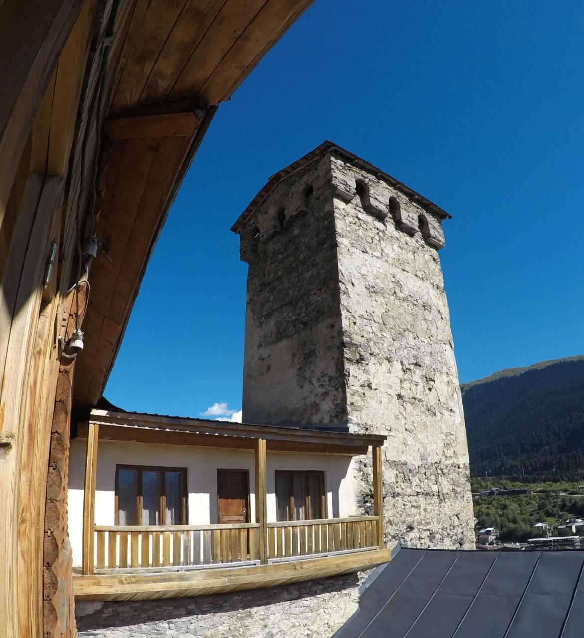 Mestialux Guesthouse Exterior photo